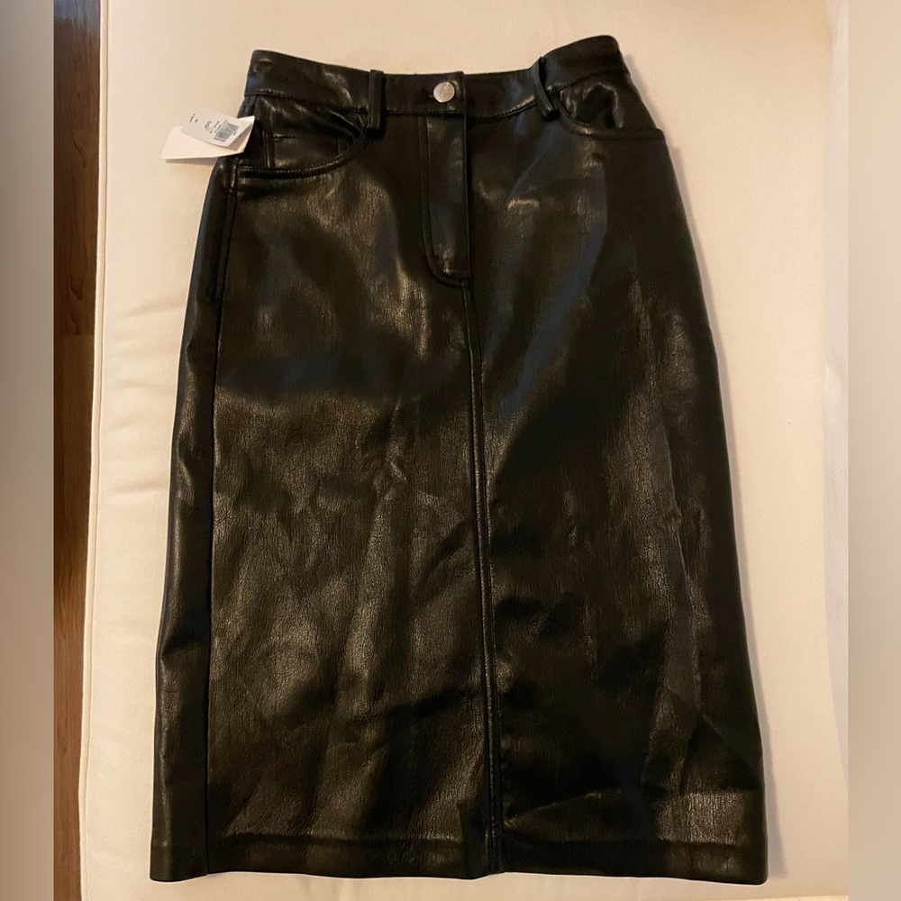 Brand new with tags Aritzia leather pencil skirt